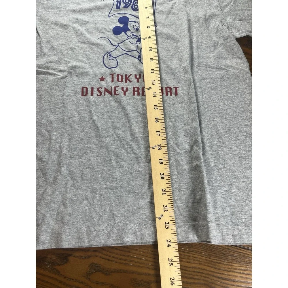 NEW Disneyland Mickey Mouse T-shirt Size Small Tokyo Disney Resort Japan Parks